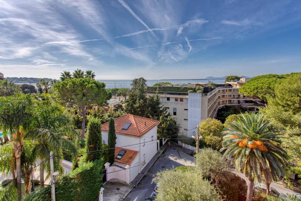 Ferienwohnung A6- 2 Bdr Incredible Sea View - Ac, Garage & Terrace Antibes Exterior foto